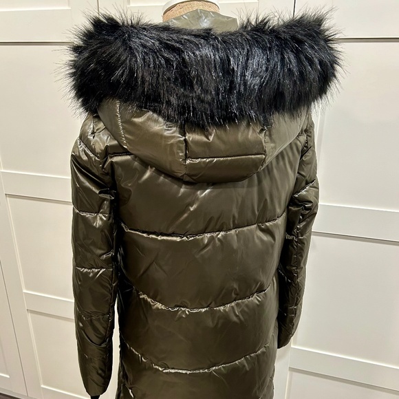 DKNY Women’s Puffer Coat, XS Olive Green - Picture 4 of 8